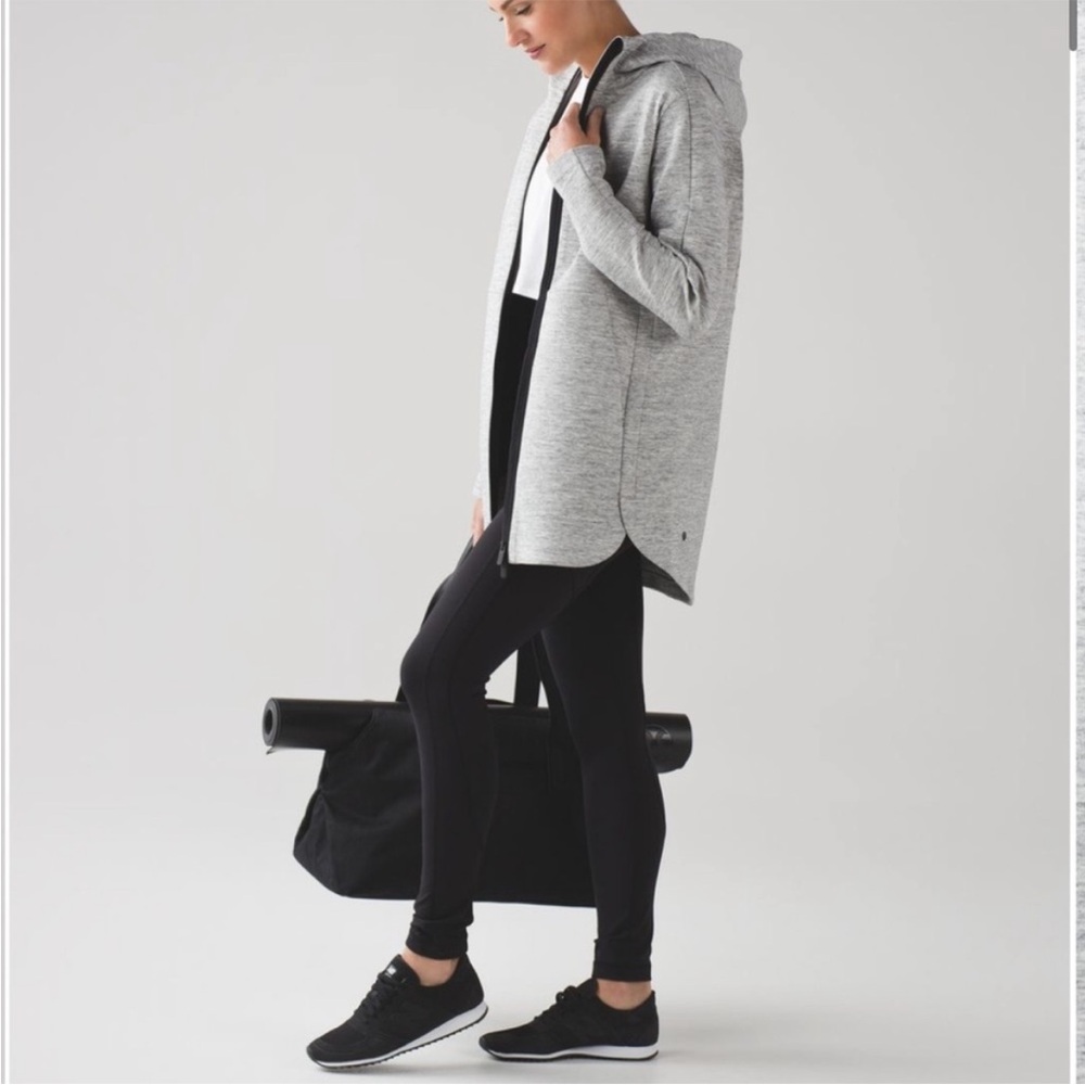 Lulu lemon jacket size 6 space dyed heather gray